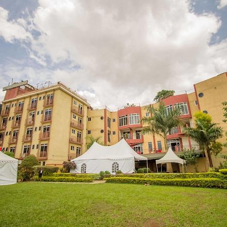 Grand Global Hotel Кампала Экстерьер фото