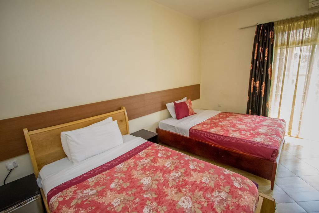 Grand Global Hotel Кампала Экстерьер фото