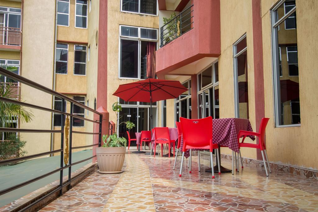 Grand Global Hotel Кампала Экстерьер фото