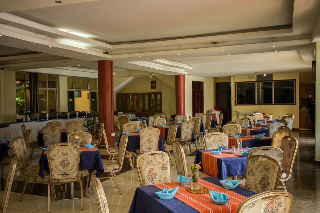 Grand Global Hotel Кампала Экстерьер фото