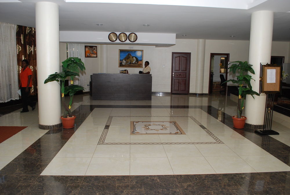 Grand Global Hotel Кампала Экстерьер фото